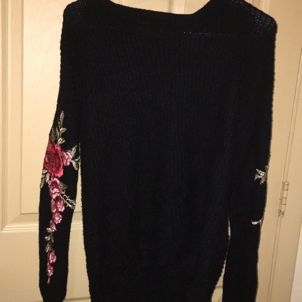 Knit sweater with a rose embroidery <3